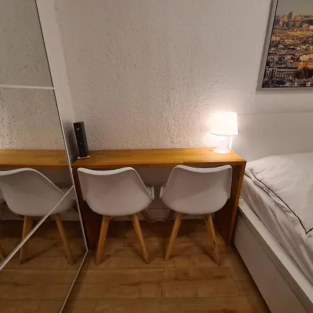 Apartament Ruhige An Der Messe